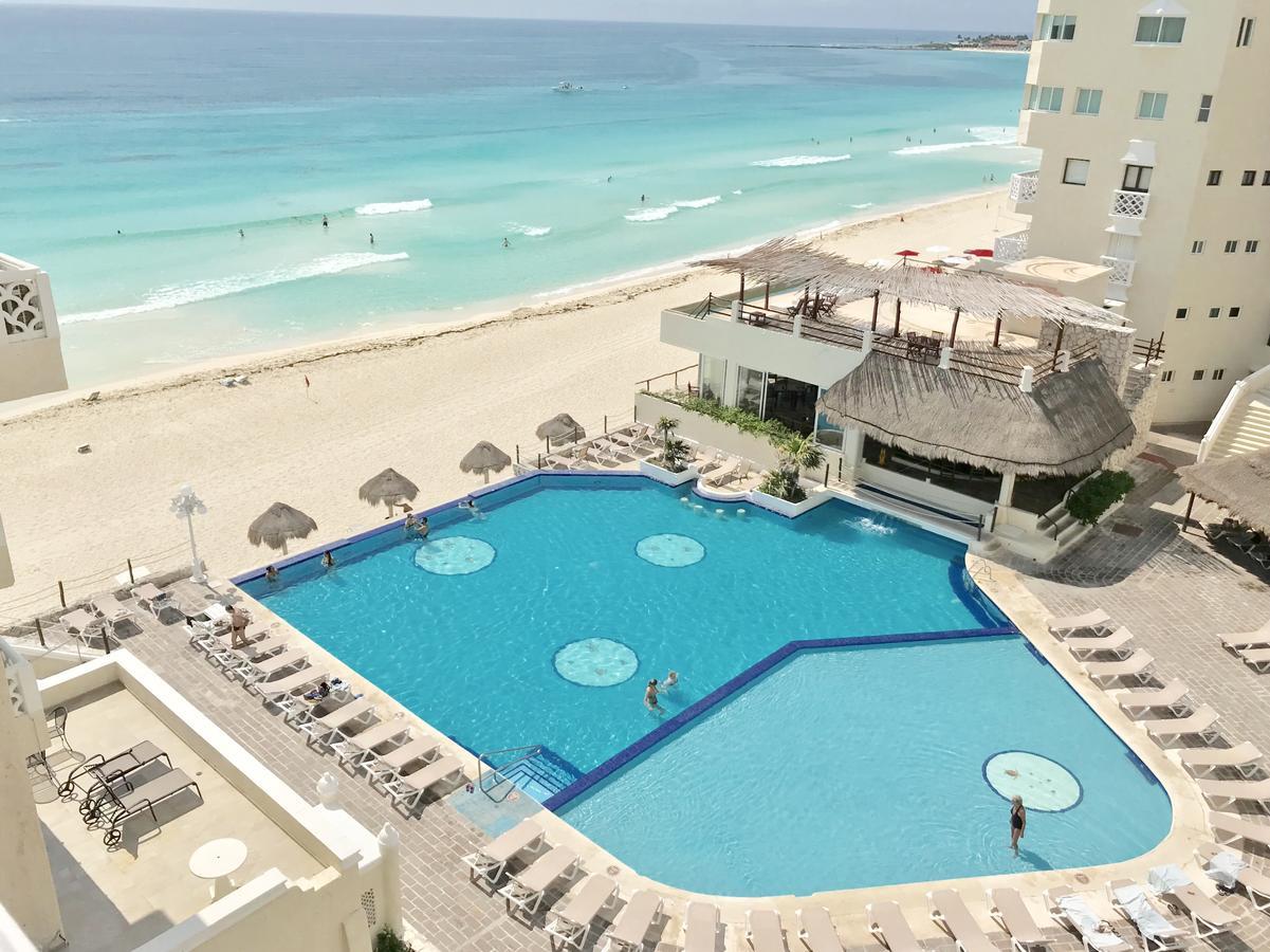 Ocean View Apartment Cancún